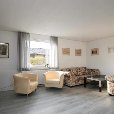 Hébergement de vacances Spacious On A Large Plot, With Space To Play Ålbæk