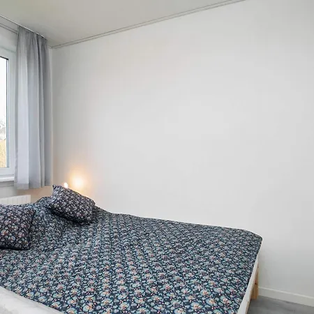 Hébergement de vacances Spacious On A Large Plot, With Space To Play